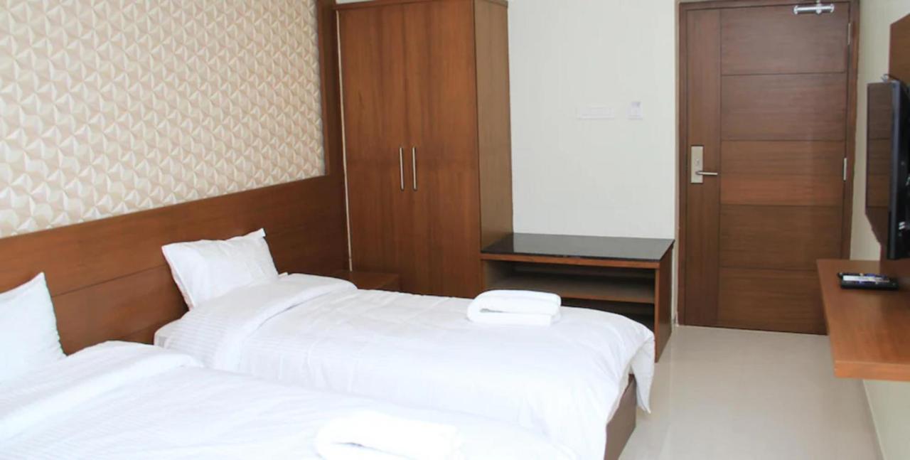 A And M Rooms And Residences Madras Buitenkant foto